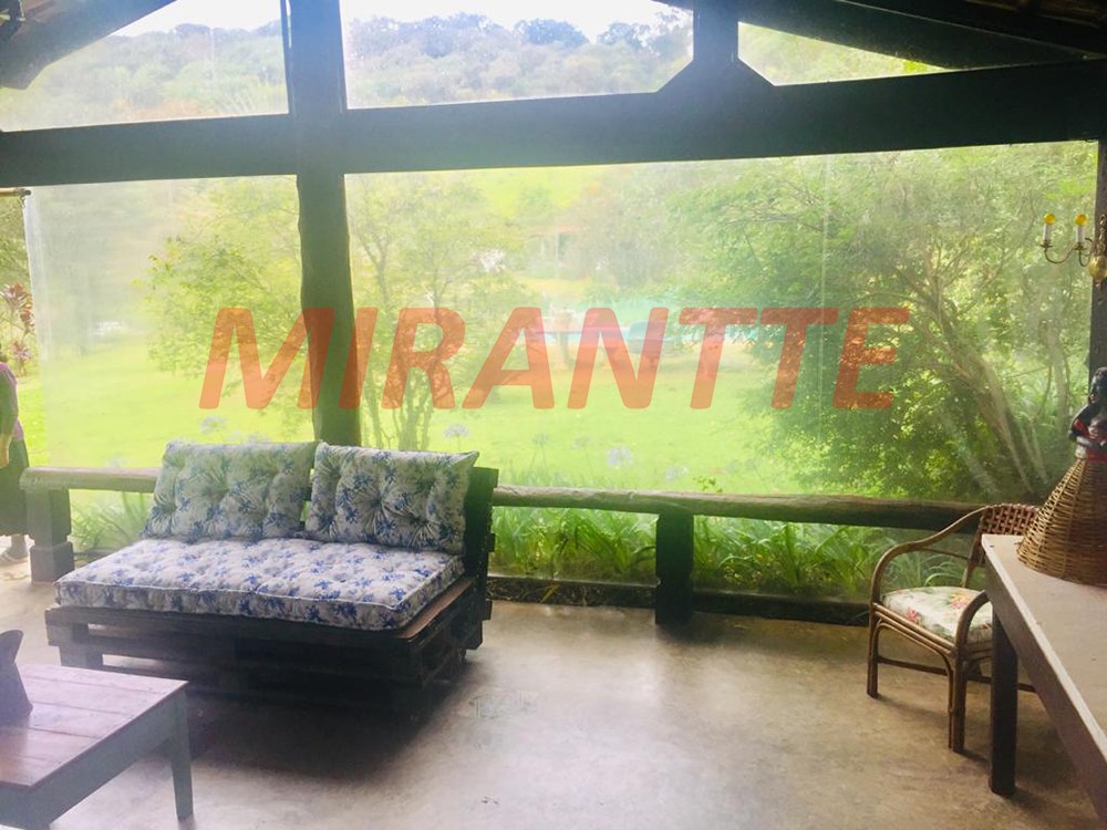 ChÁcara de 600m² com 6 quartos em Serra Da Cantareira