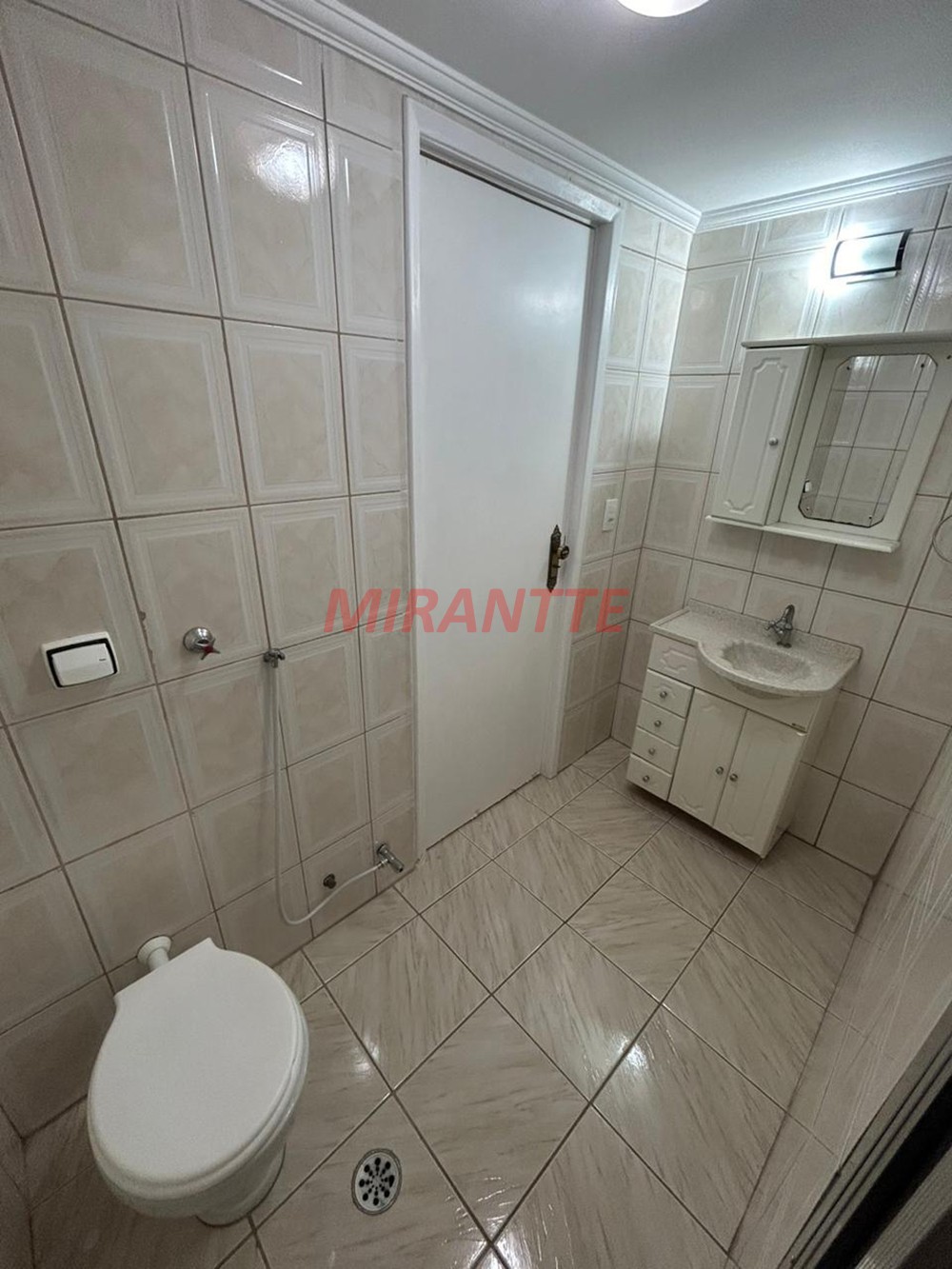 Apartamento de 80m² com 3 quartos em Santana