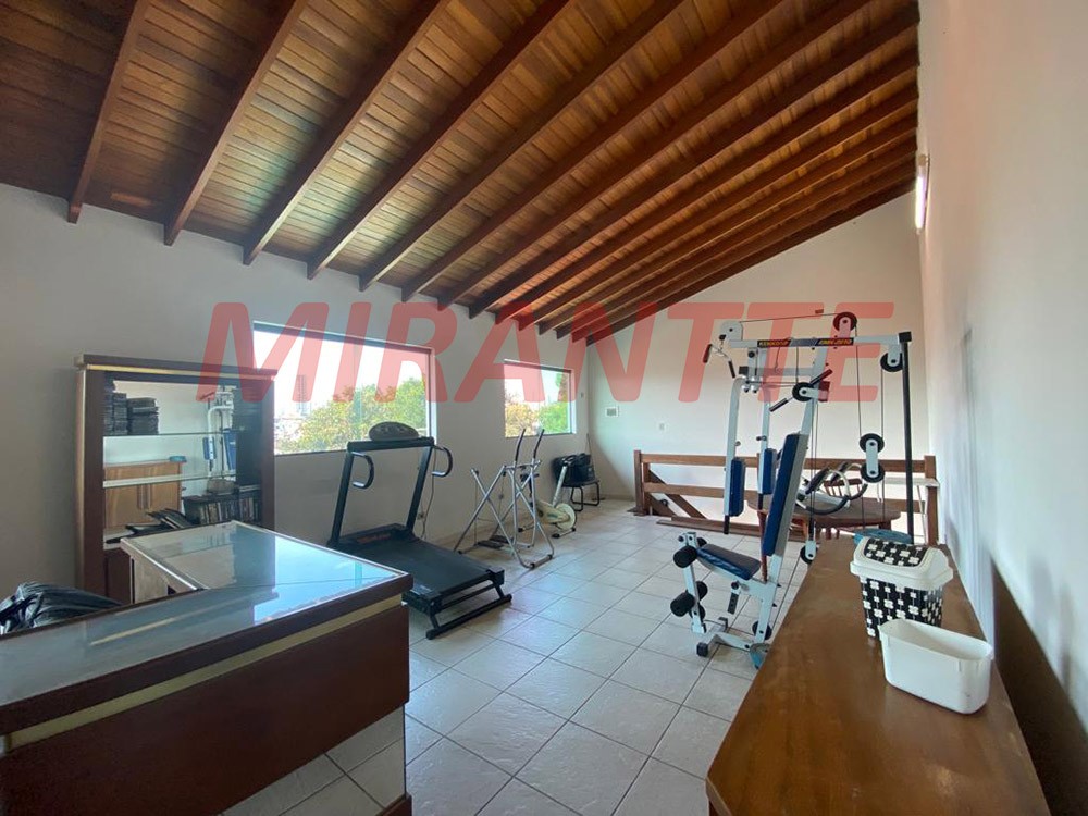 Sobrado de 350m² com 3 quartos em Imirim