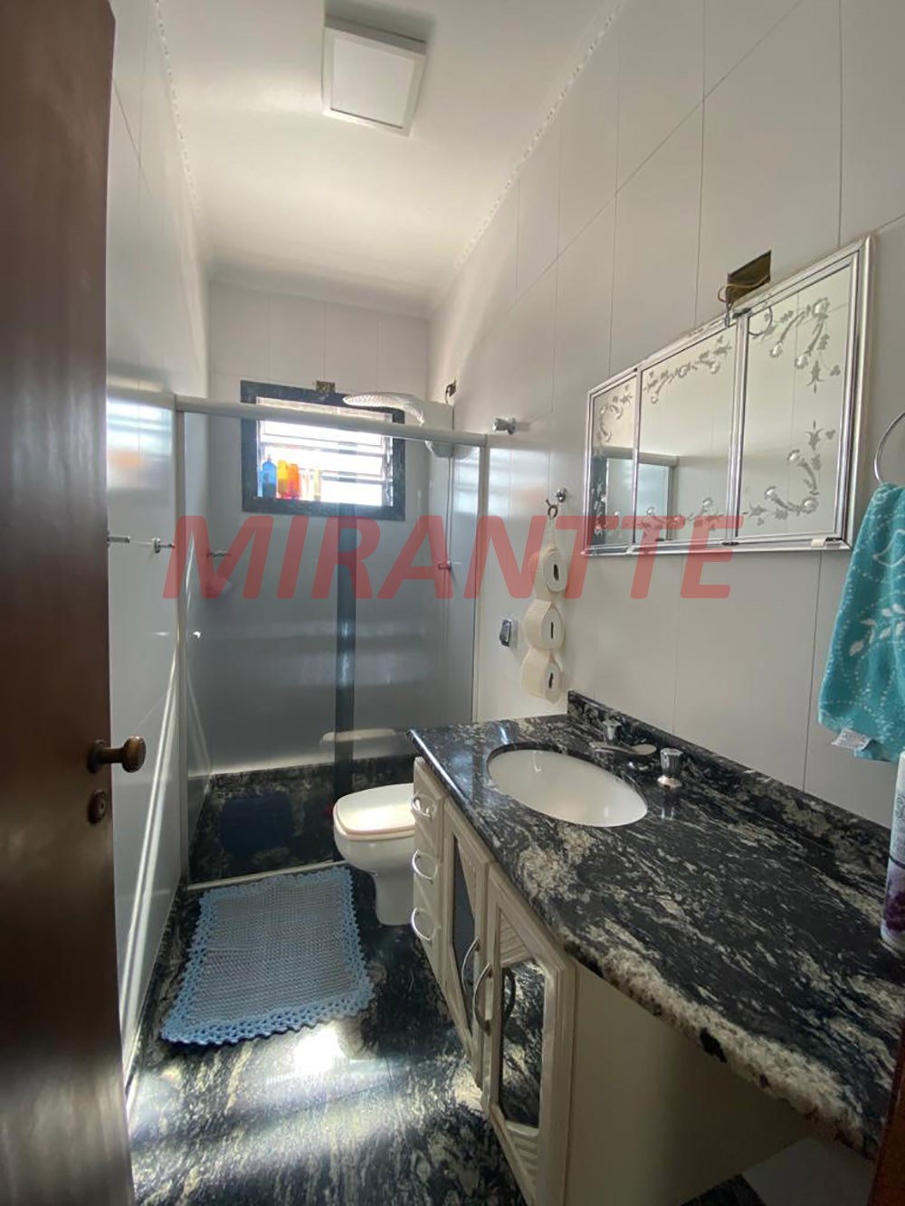 Sobrado de 350m² com 3 quartos em Imirim