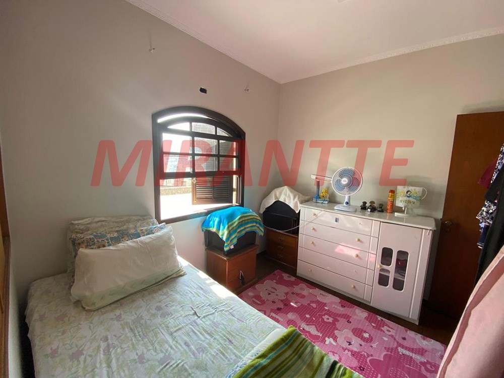 Sobrado de 350m² com 3 quartos em Imirim