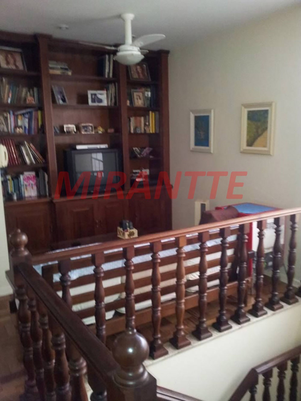 Sobrado de 270m² com 4 quartos em Brooklin
