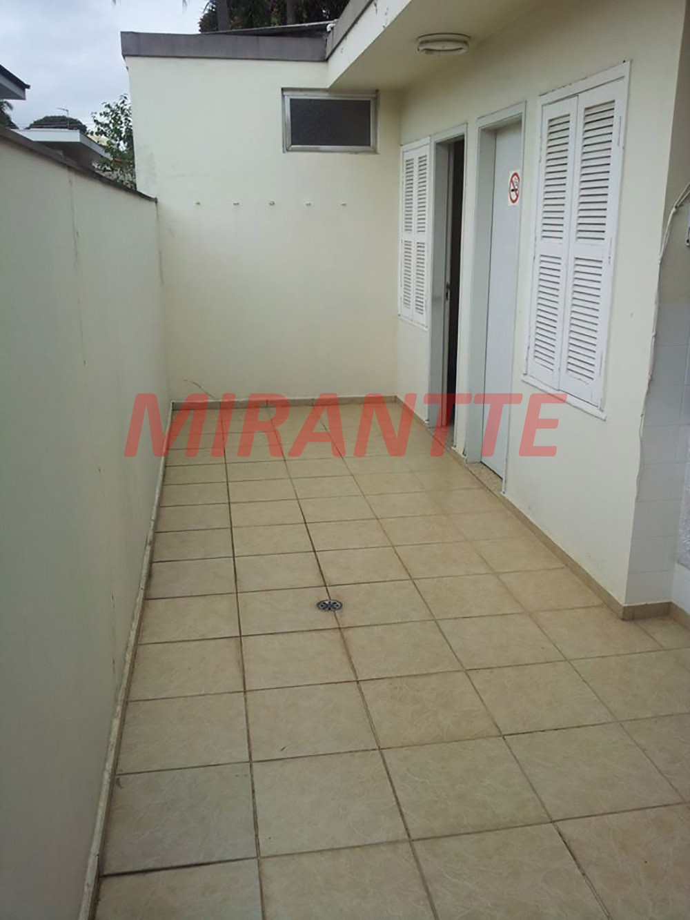 Sobrado de 270m² com 4 quartos em Brooklin