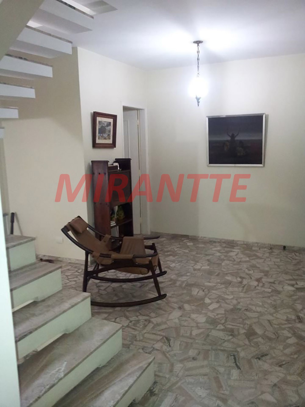 Sobrado de 270m² com 4 quartos em Brooklin