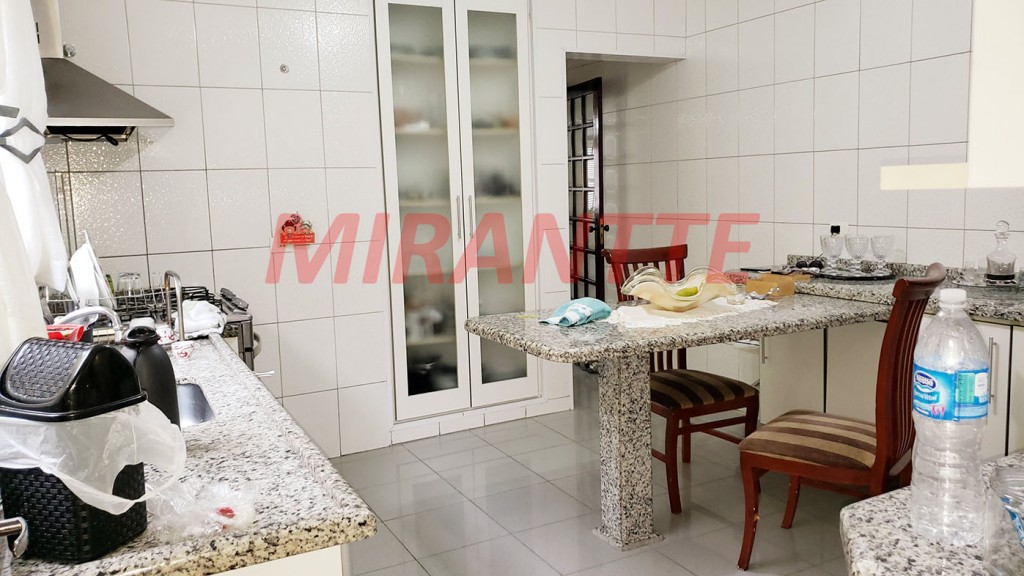 Sobrado de 148m² com 3 quartos em Jardim Guançã