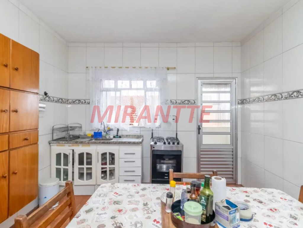 Sobrado de 110m² com 2 quartos em Santana