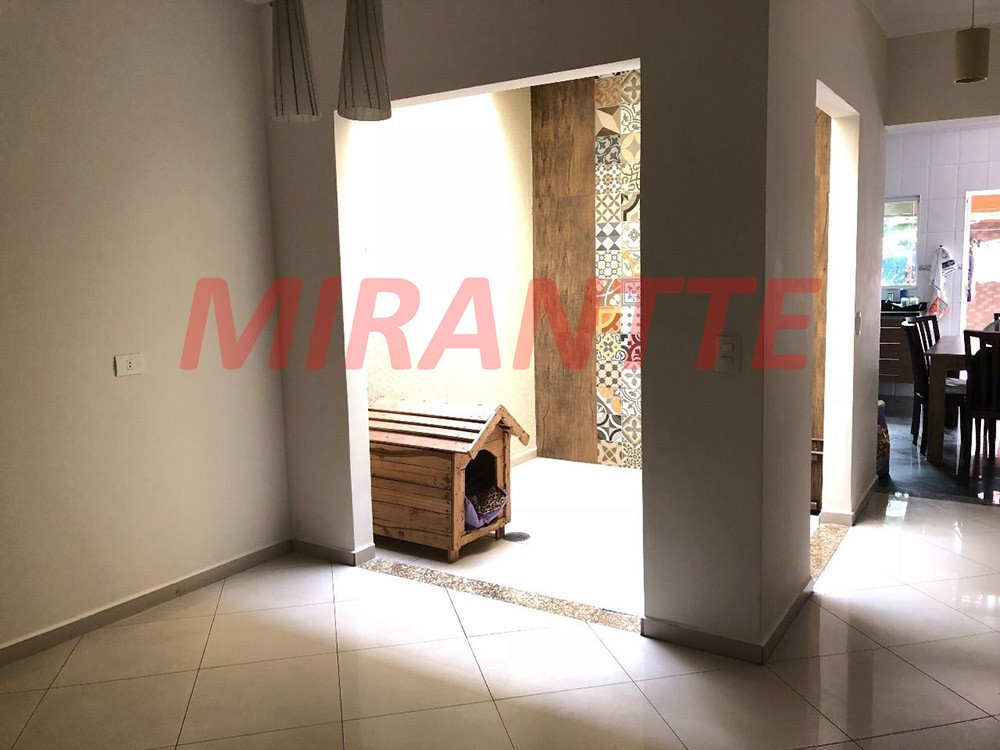 Sobrado de 180m² com 3 quartos em Vila Primavera