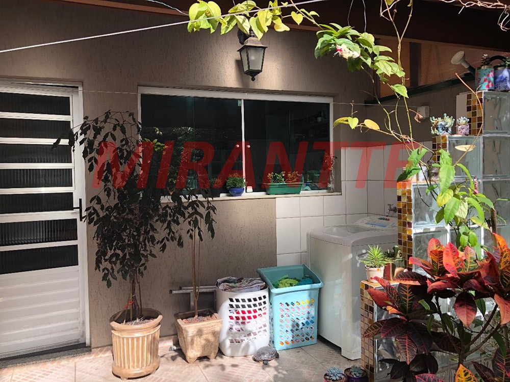 Sobrado de 180m² com 3 quartos em Vila Primavera