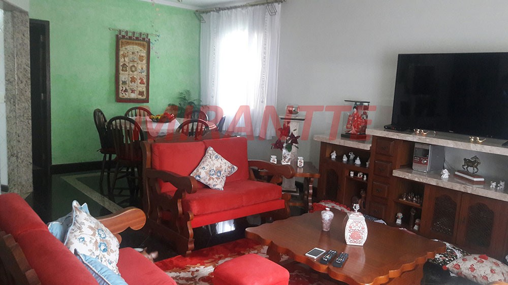 Casa terrea de 380m² com 3 quartos em Parque Flamengo
