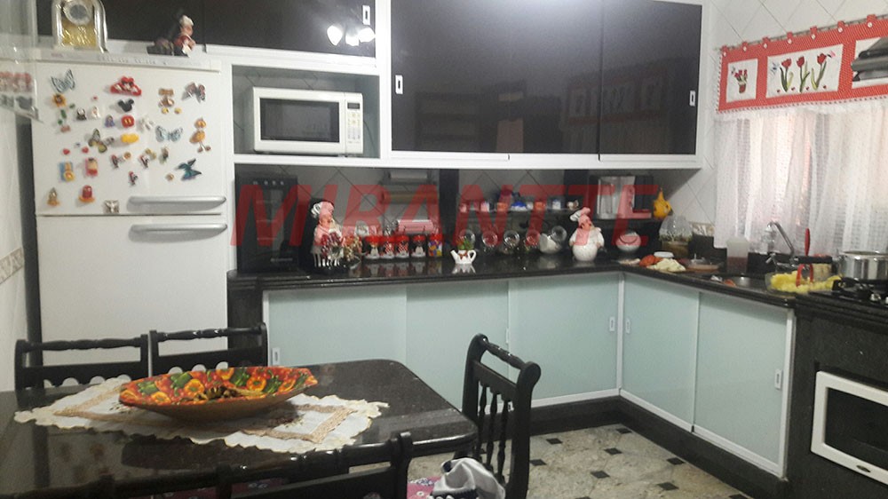 Casa terrea de 380m² com 3 quartos em Parque Flamengo