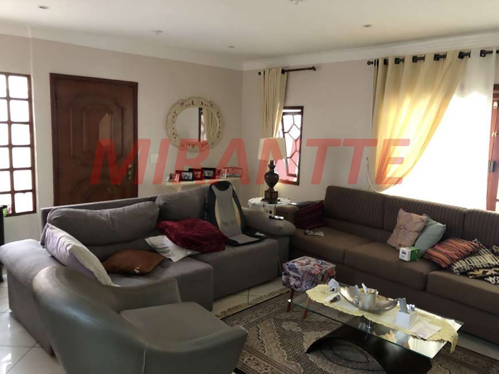 Casa terrea de 166m² com 2 quartos em Santana