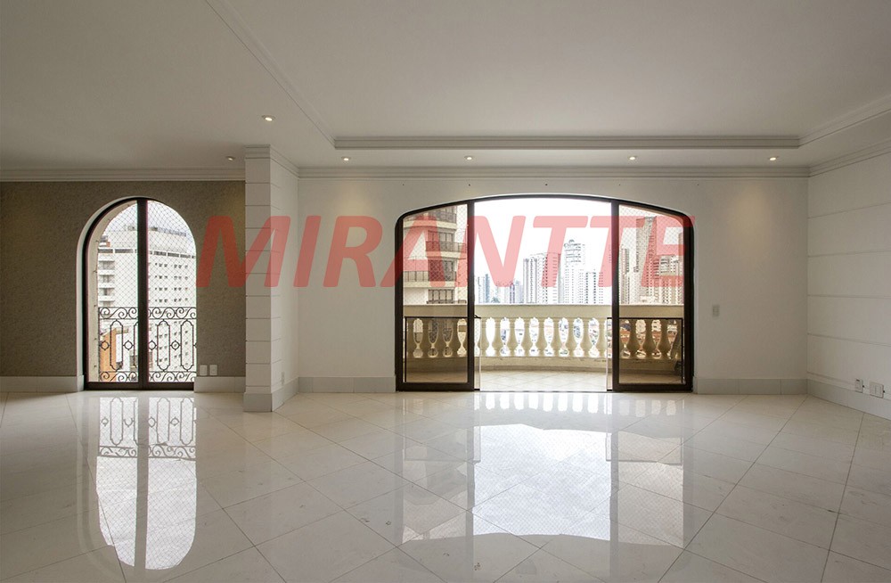 Apartamento de 204m² com 4 quartos em NÃO INFORMADO