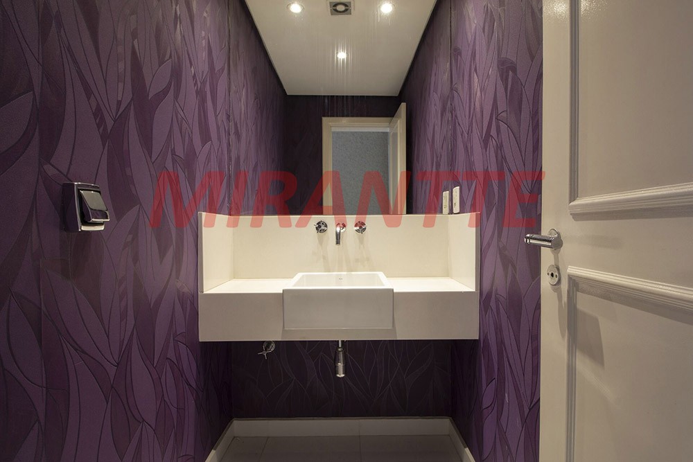 Apartamento de 204m² com 4 quartos em NÃO INFORMADO