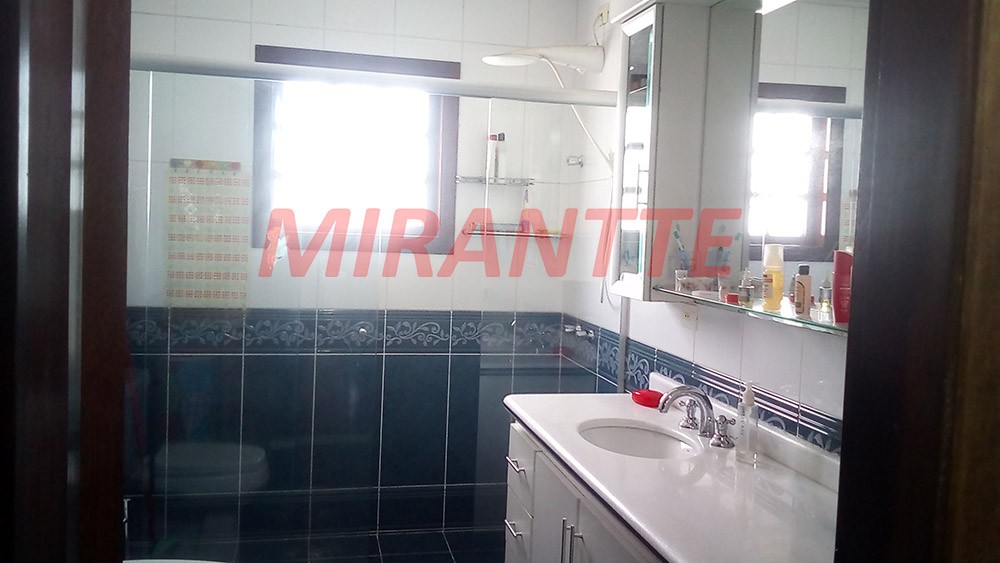 Sobrado de 700m² com 6 quartos em Lauzane Paulista
