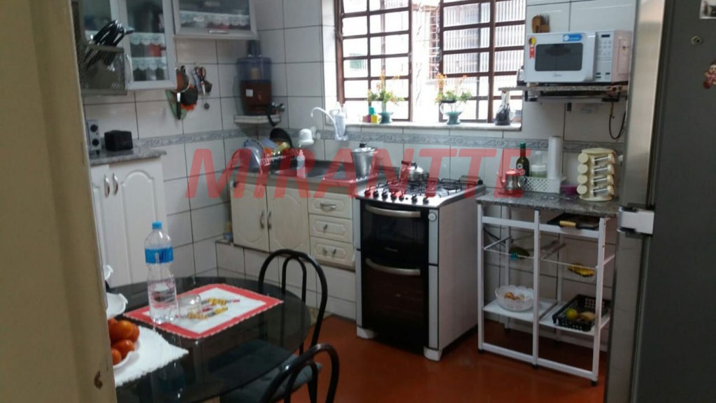 Sobrado com 2 quartos em Imirim