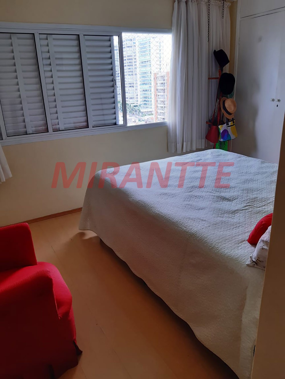 Apartamento de 84m² com 2 quartos em Santana