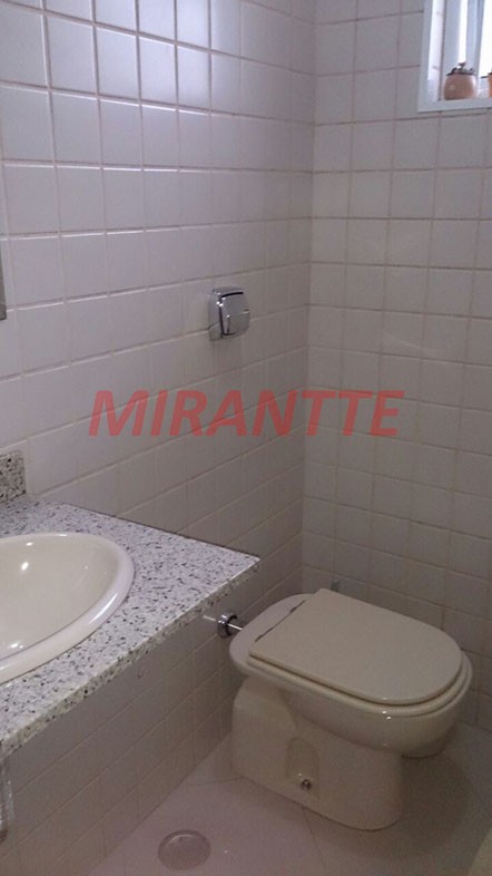Sobrado de 196m² com 3 quartos em Parque Continental