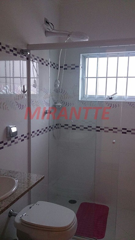 Sobrado de 196m² com 3 quartos em Parque Continental