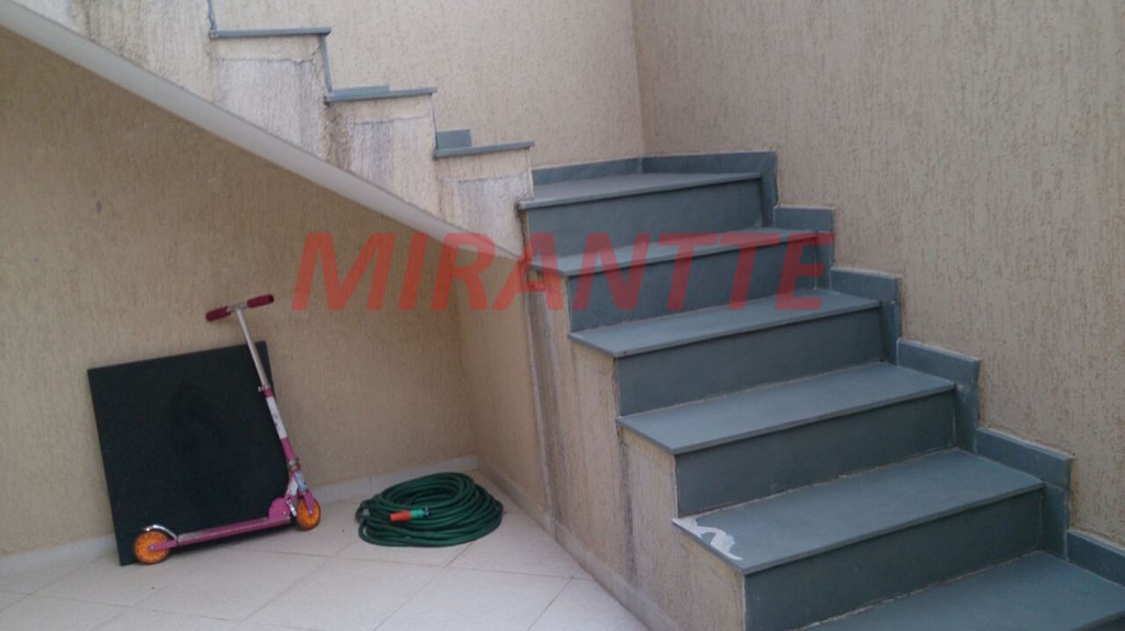 Sobrado de 196m² com 3 quartos em Parque Continental