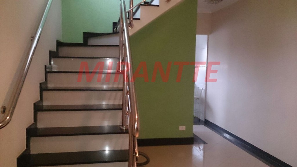 Sobrado de 196m² com 3 quartos em Parque Continental