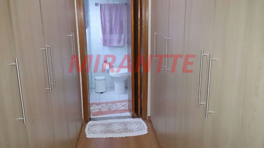 Sobrado de 196m² com 3 quartos em Parque Continental