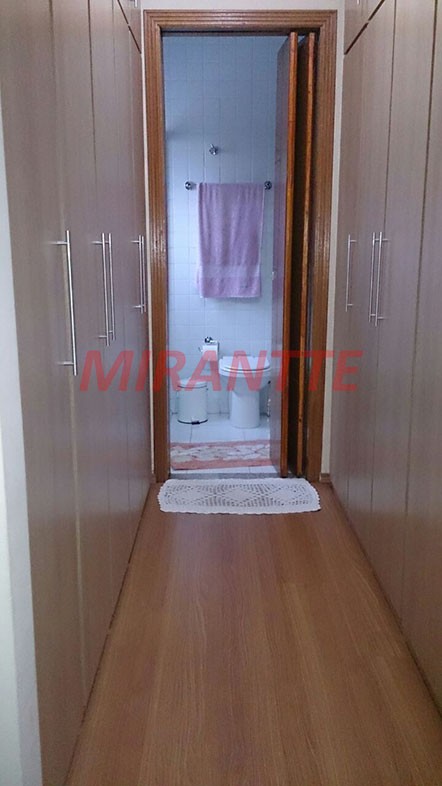 Sobrado de 196m² com 3 quartos em Parque Continental