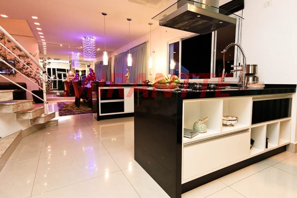 Sobrado de 356m² com 4 quartos em Jardim Leonor Mendes De Barros