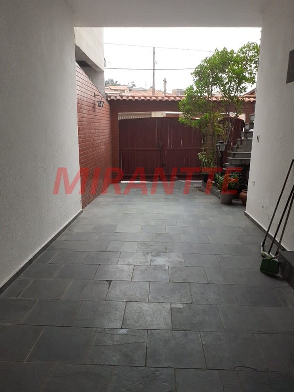 Sobrado de 150m² com 4 quartos em Vila Mazzei