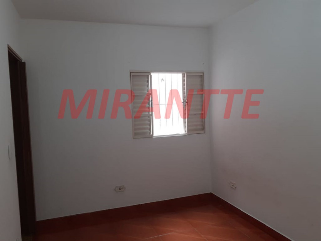 Sobrado de 150m² com 4 quartos em Vila Mazzei