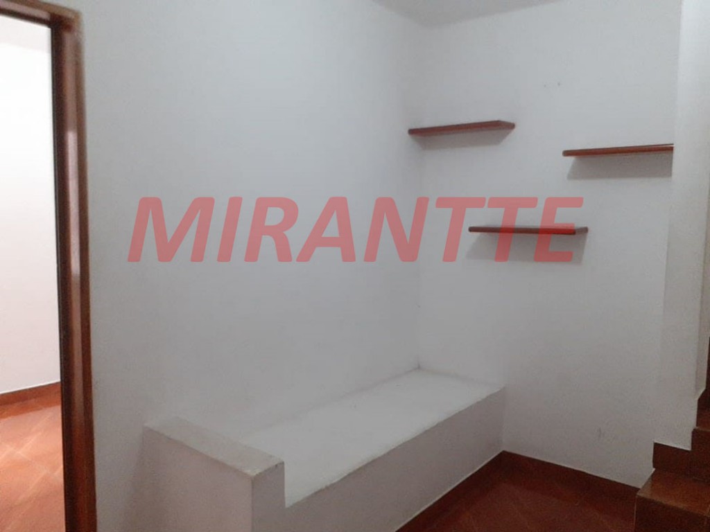 Sobrado de 150m² com 4 quartos em Vila Mazzei