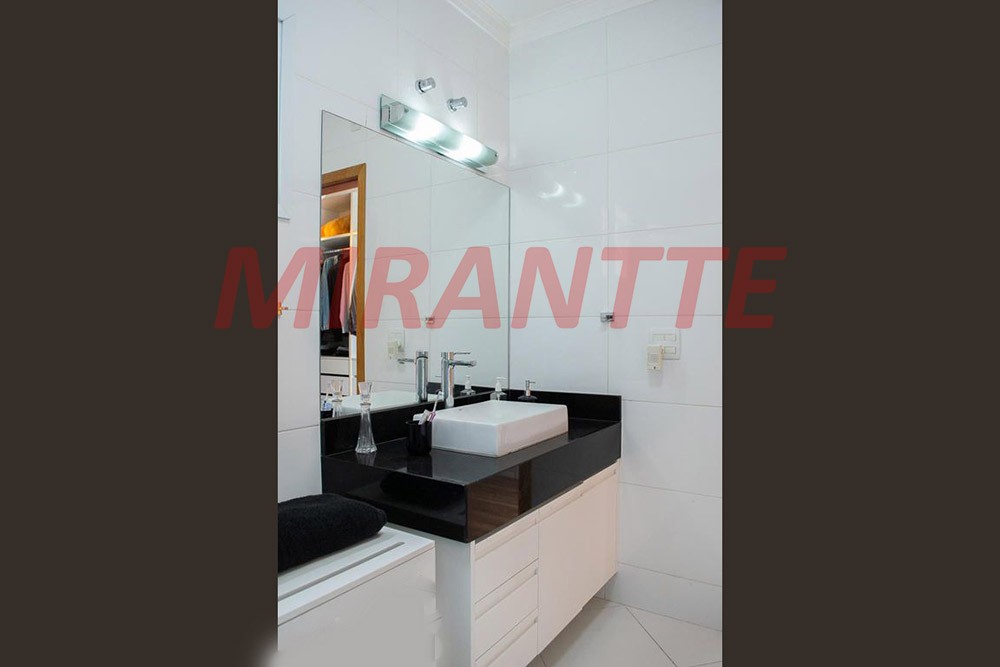 Sobrado de 450m² com 3 quartos em Santana