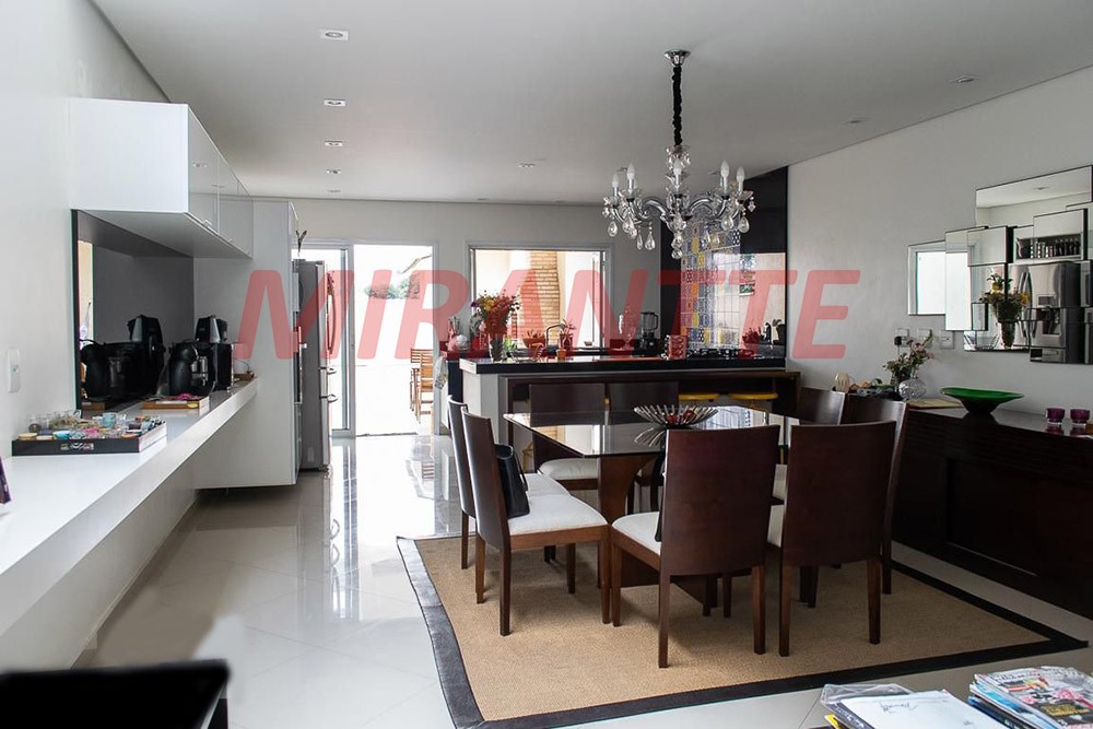 Sobrado de 450m² com 3 quartos em Santana