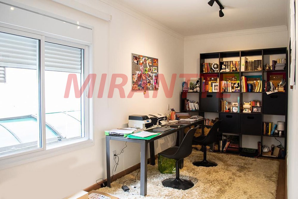Sobrado de 450m² com 3 quartos em Santana