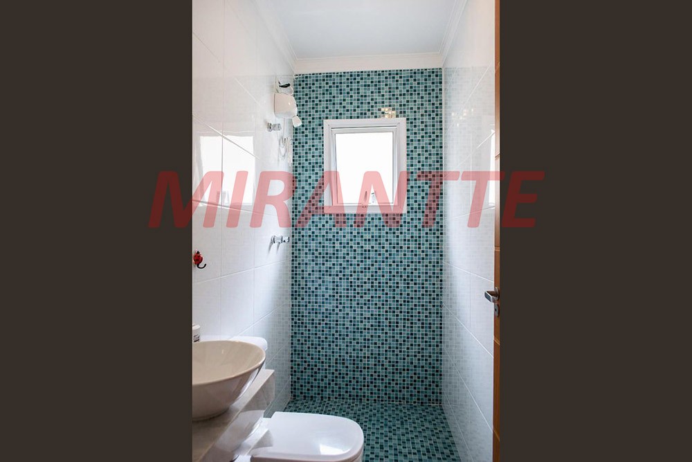 Sobrado de 450m² com 3 quartos em Santana
