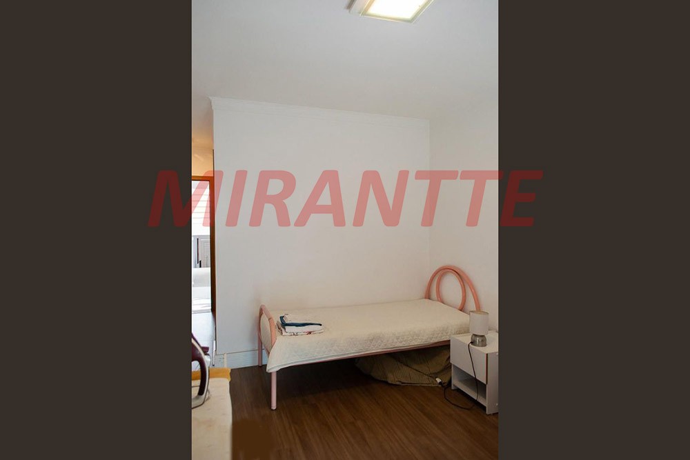 Sobrado de 450m² com 3 quartos em Santana
