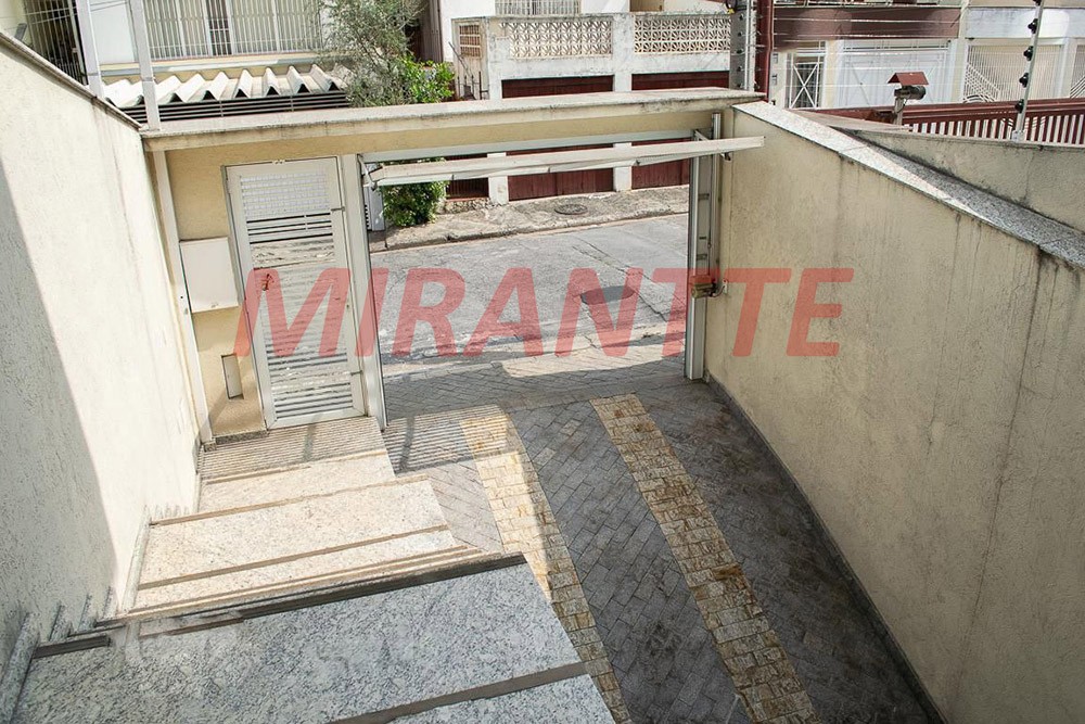 Sobrado de 450m² com 3 quartos em Santana