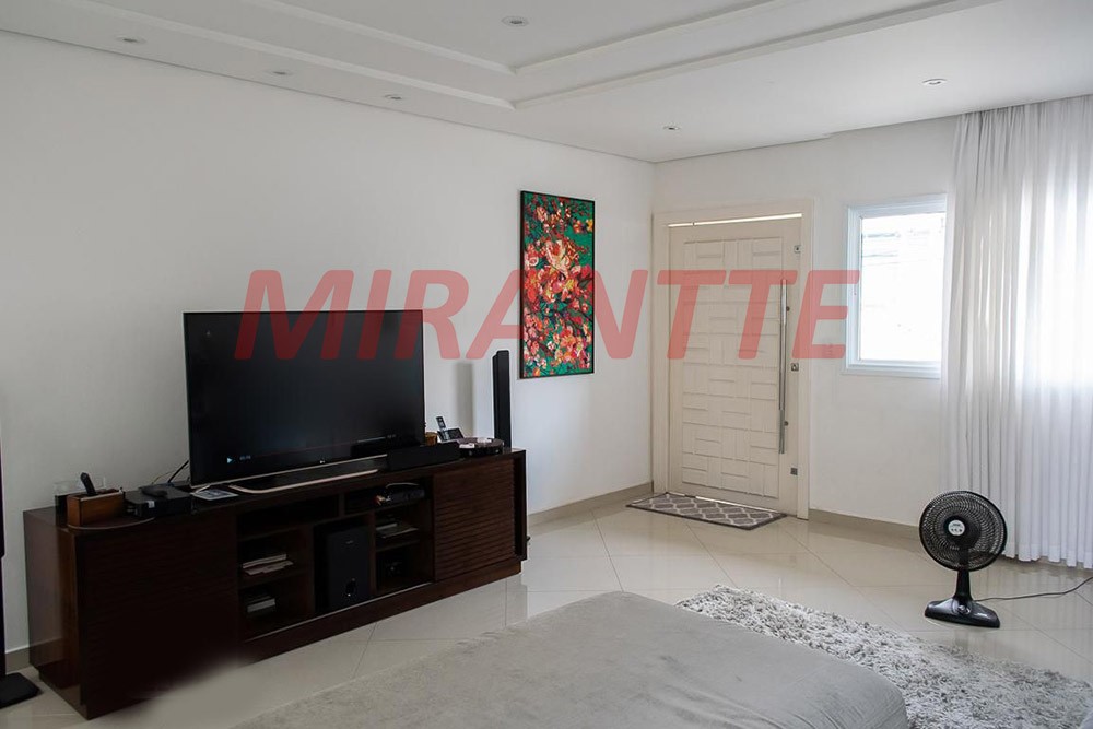 Sobrado de 450m² com 3 quartos em Santana