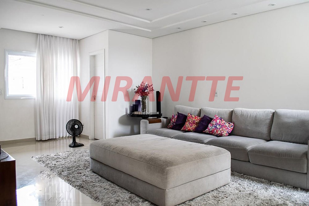 Sobrado de 450m² com 3 quartos em Santana