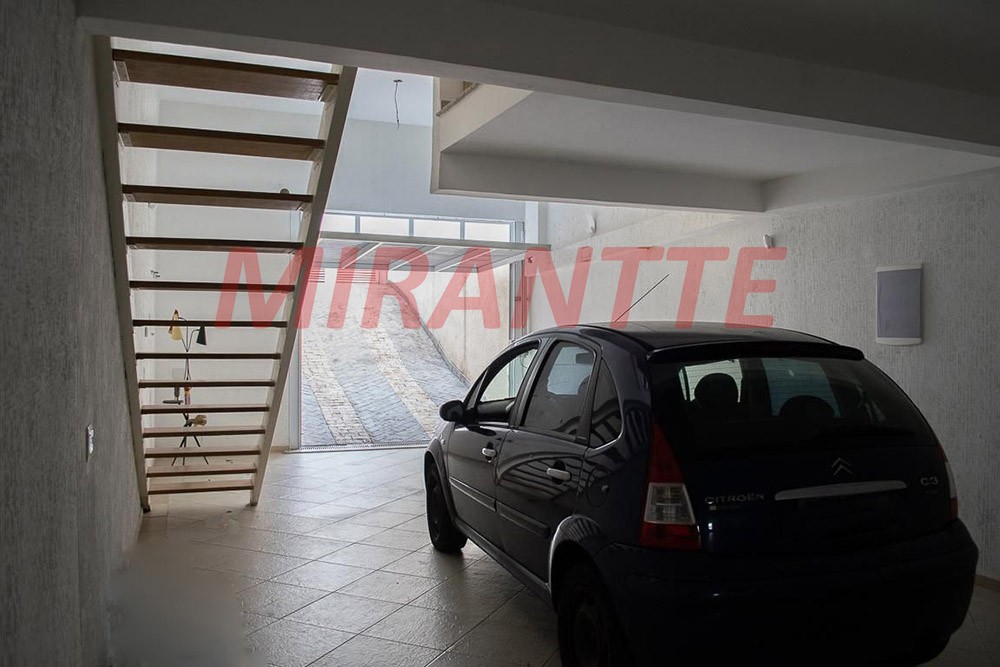 Sobrado de 450m² com 3 quartos em Santana