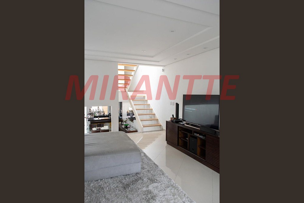 Sobrado de 450m² com 3 quartos em Santana