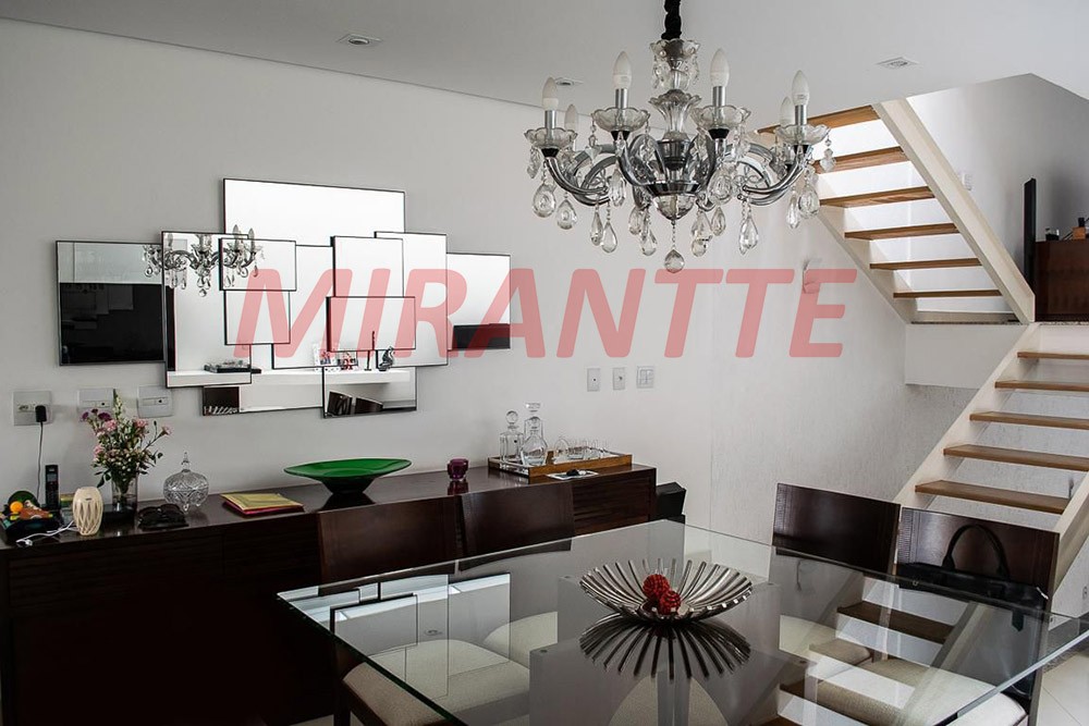Sobrado de 450m² com 3 quartos em Santana