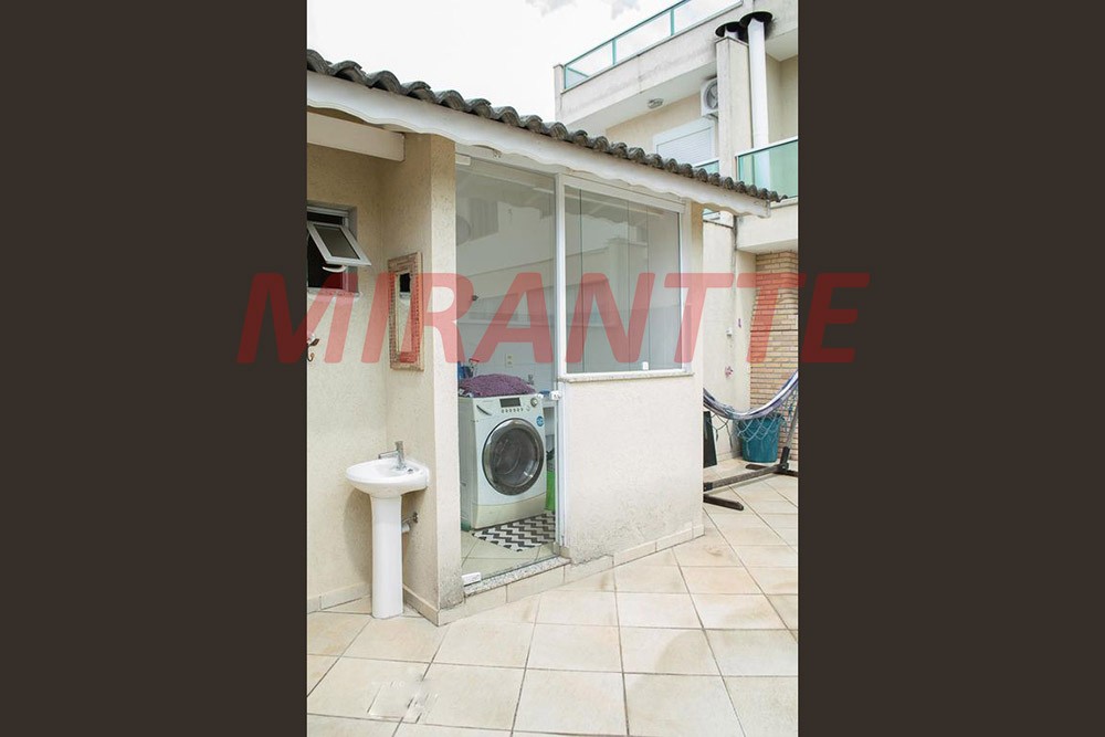 Sobrado de 450m² com 3 quartos em Santana