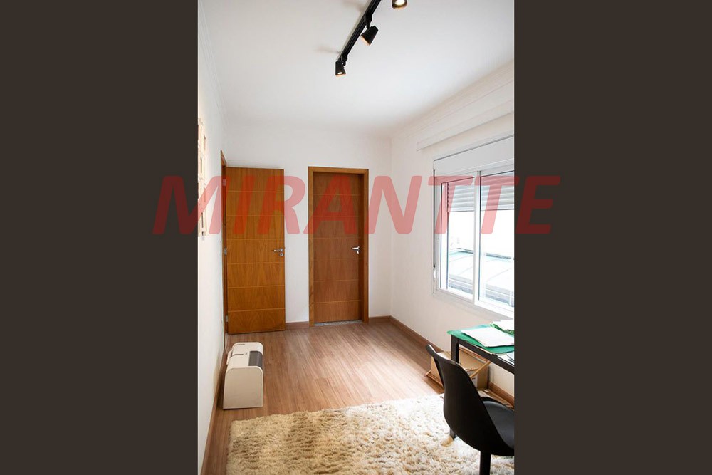 Sobrado de 450m² com 3 quartos em Santana