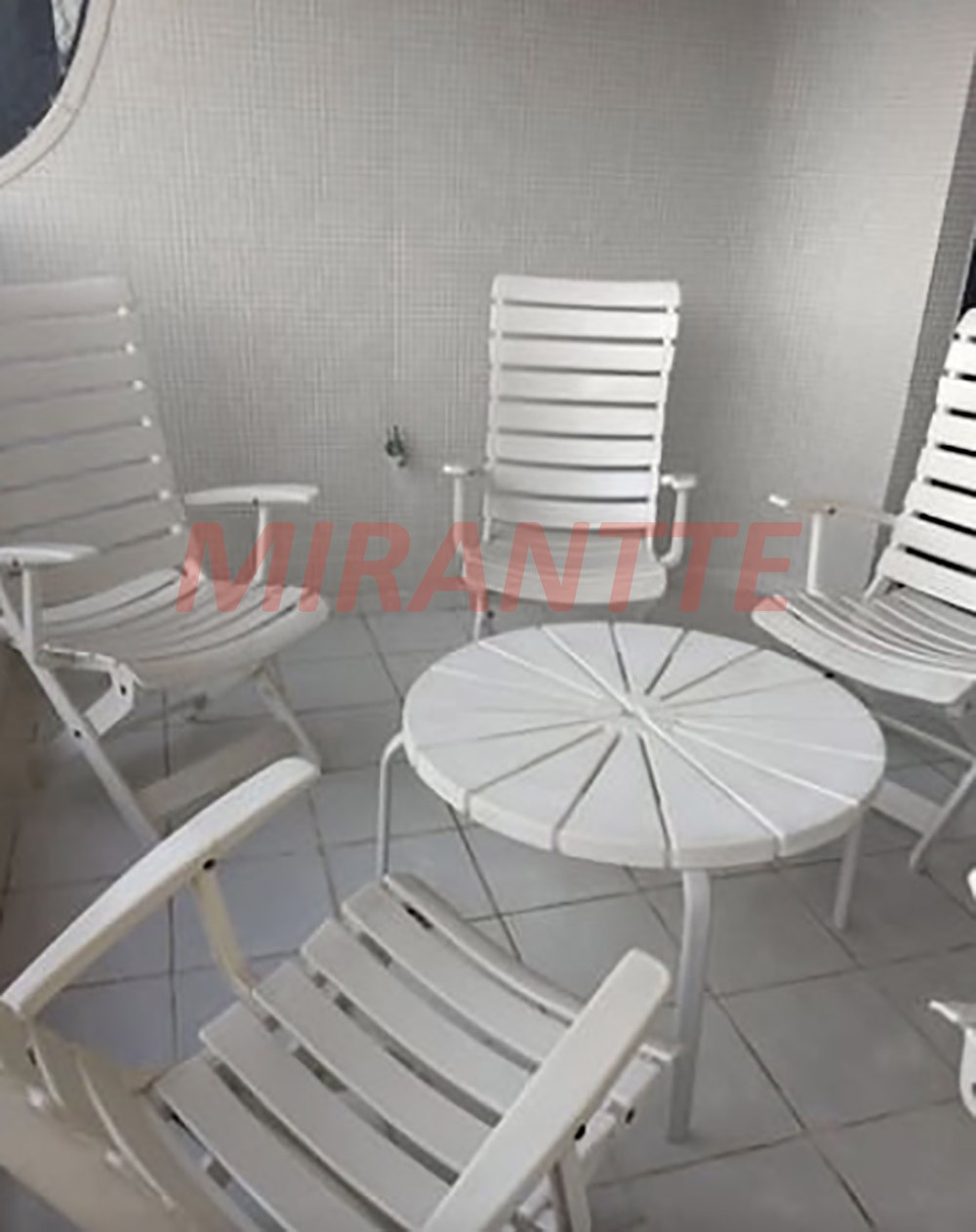 Apartamento de 120m² com 3 quartos em Pitangueiras