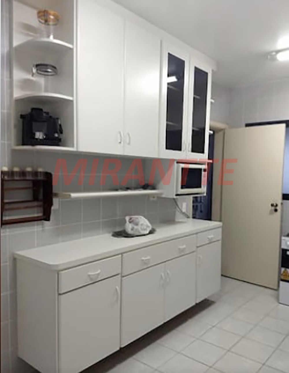 Apartamento de 120m² com 3 quartos em Pitangueiras