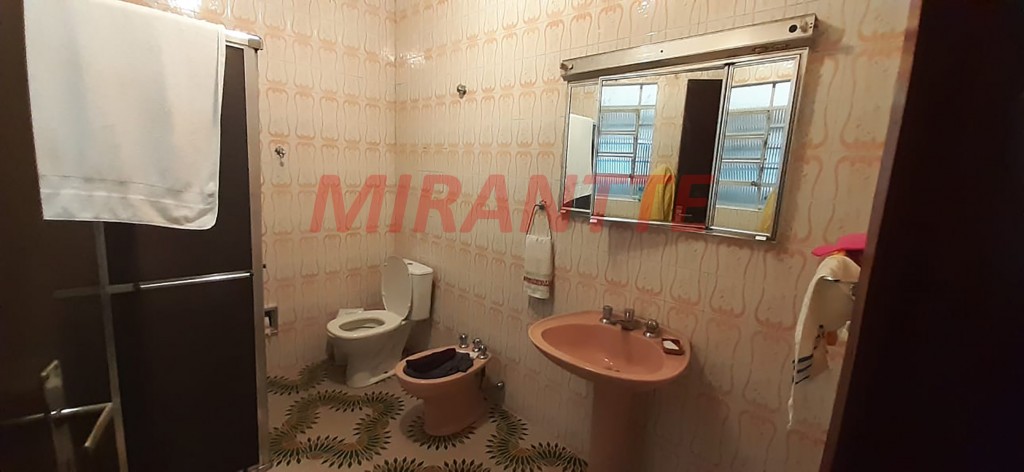 Sobrado de 184m² com 3 quartos em Bortolândia
