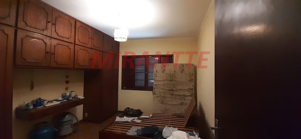Sobrado de 184m² com 3 quartos em Bortolândia