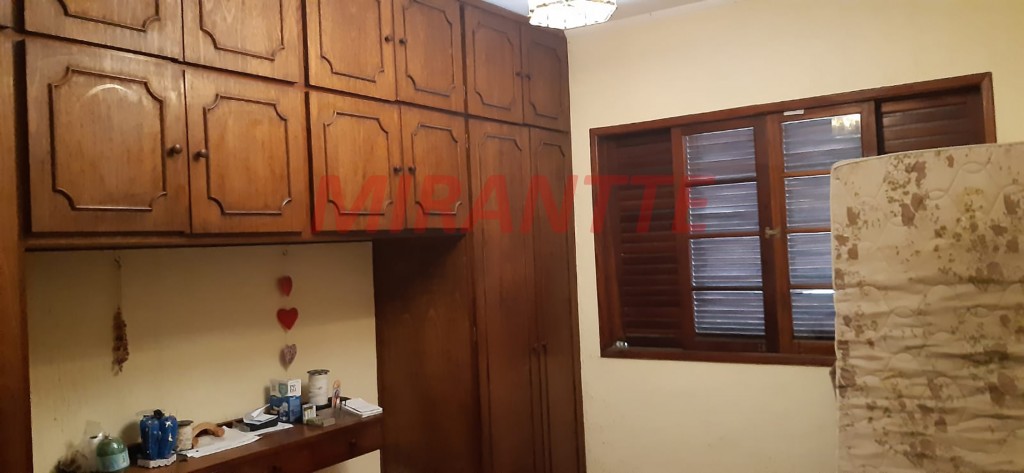 Sobrado de 184m² com 3 quartos em Bortolândia