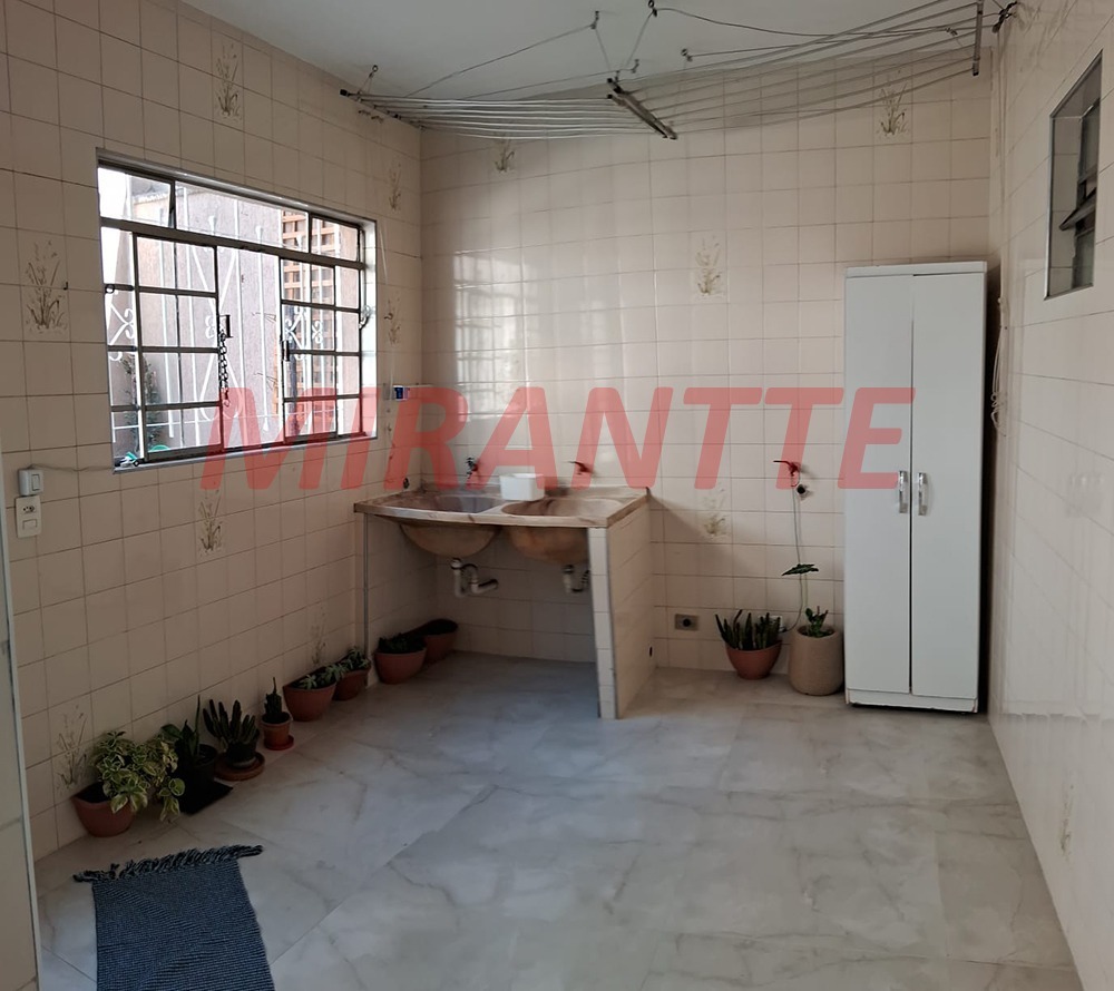 Sobrado de 265m² com 4 quartos em Freguesia do