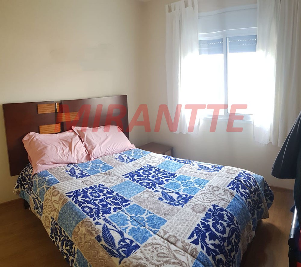 Apartamento de 70m² com 2 quartos em Água Fria